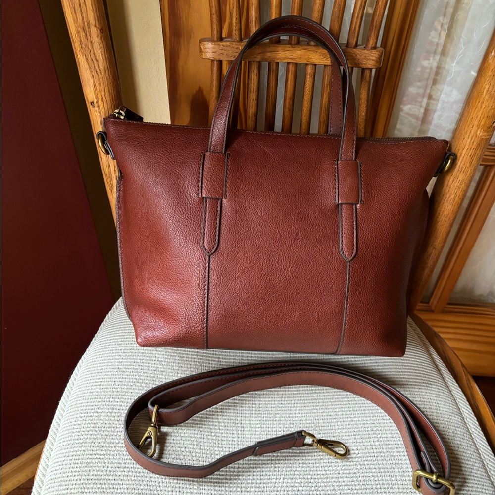 SOLD Fossil satchel